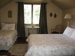 Country Comfort Bed & Breakfast