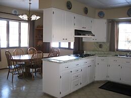 Country Comfort Bed & Breakfast