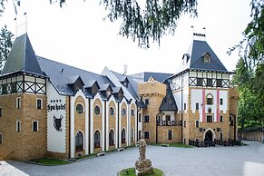SPA Hotel Zámek Lužec