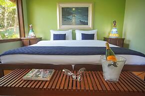 Cliffside Luxury Inn