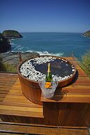 Cliffside Luxury Inn