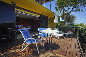 Cliffside Luxury Inn