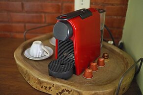 Cliffside Luxury Inn