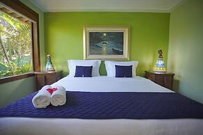 Cliffside Luxury Inn