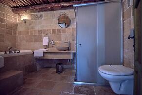 Sinasos Palace Cave Hotel