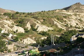 Sinasos Palace Cave Hotel