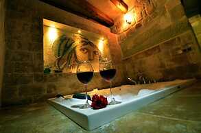 Sinasos Palace Cave Hotel