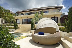 Baan Napoli Luxury Villa