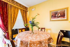 Orlando and Kissimmee Town homes by MyOrlandoStay