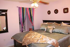 Orlando and Kissimmee Town homes by MyOrlandoStay