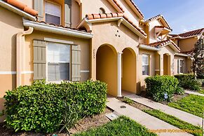 Orlando and Kissimmee Town homes by MyOrlandoStay