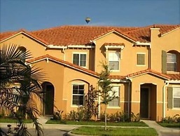 Orlando and Kissimmee Town homes by MyOrlandoStay
