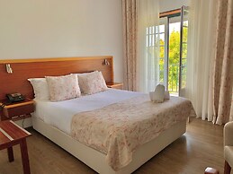 Hotel Louro