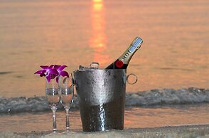 Sibaja Palms Sunset Beach Luxury Villa