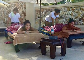 Sibaja Palms Sunset Beach Luxury Villa