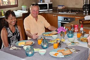 Sibaja Palms Sunset Beach Luxury Villa