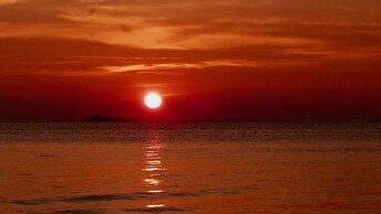 Sibaja Palms Sunset Beach Luxury Villa