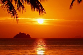 Sibaja Palms Sunset Beach Luxury Villa