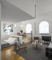 Flattered to be in Porto