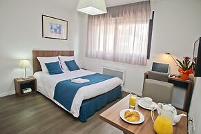 Appart Hotel Odalys City Tours Le Jardin des Lettres