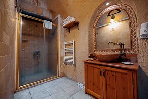 Mithra Cave Hotel - Special Class