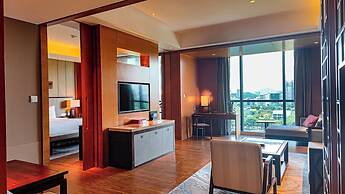 HUALUXE Hotels & Resorts Yangjiang City Center