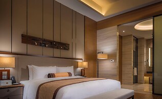 HUALUXE Hotels & Resorts Yangjiang City Center