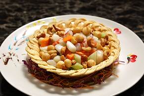 HUALUXE Hotels & Resorts Yangjiang City Center