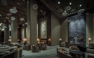 HUALUXE Hotels & Resorts Yangjiang City Center