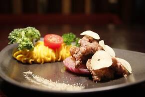 HUALUXE Hotels & Resorts Yangjiang City Center