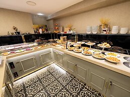 Diamond Royal Hotel