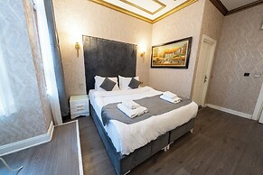 Diamond Royal Hotel