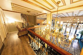 Diamond Royal Hotel