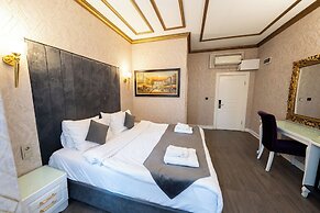 Diamond Royal Hotel