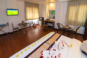 High Five Hotel