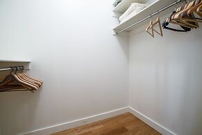 Wall Street Apartment