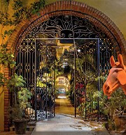 Hotel Suites La Hacienda