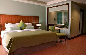 The Lighthouse Marina Resort