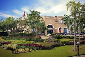 The Lighthouse Marina Resort