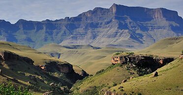 Antbear Drakensberg Lodge