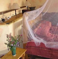 Antbear Drakensberg Lodge