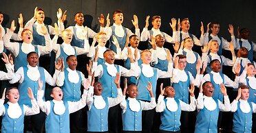 Antbear Drakensberg Lodge