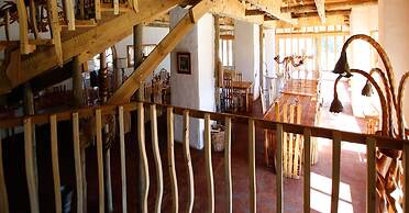 Antbear Drakensberg Lodge