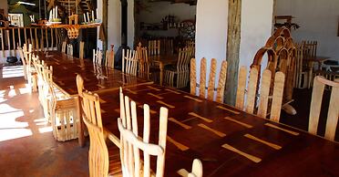 Antbear Drakensberg Lodge