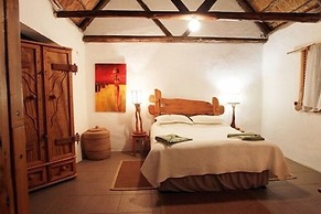 Antbear Drakensberg Lodge