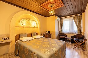 Ciner Hotel