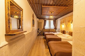 Ciner Hotel