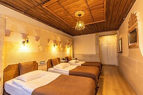 Ciner Hotel