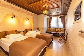 Ciner Hotel