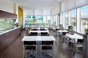 Element Vancouver Metrotown